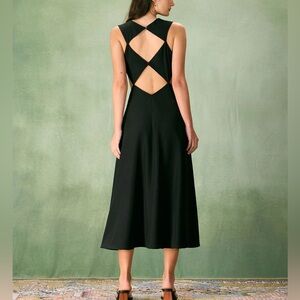 NWOT Rihoas Black Round Neck Cut-Out Midi Dress